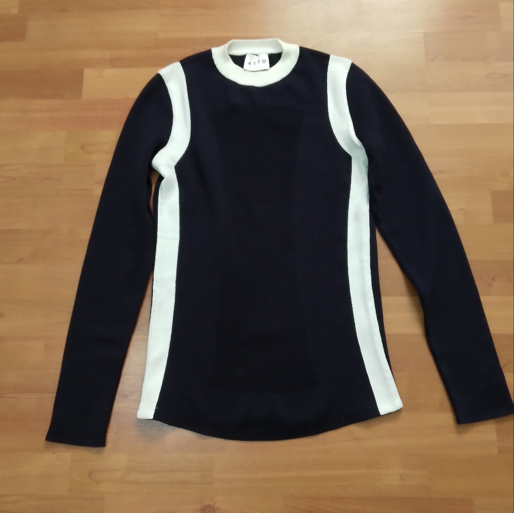 ATTO Navy‎ Blue sweater